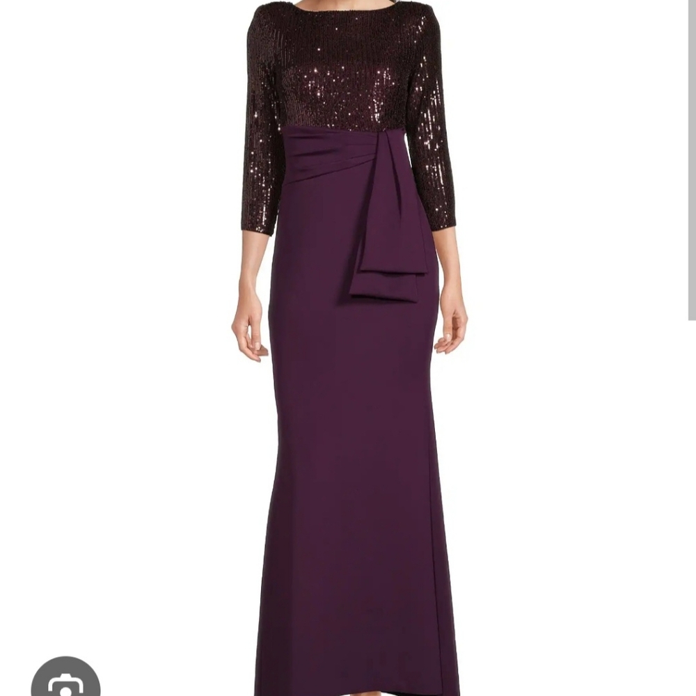 Beautiful, Aubergine colored, Sequin floor-length formal gown